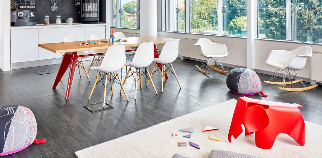 Vitra Eames Chair: a chair like an icon