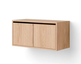 Cabinet Low w. Doors, oak