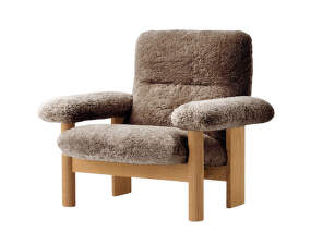 Brasilia Lounge Chair, Sheepskin sahara/natural oak