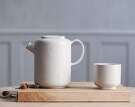 Forma Tea Pot, white