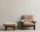 Brasilia Lounge Chair, Sheepskin sahara/dark stained oak