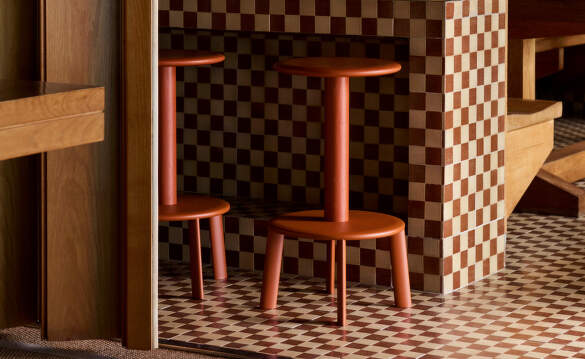 &Tradition Massif Bar Stools